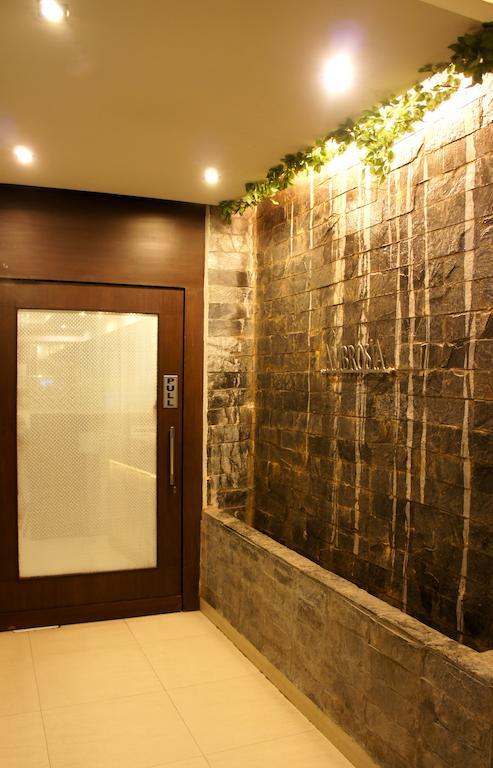 Hotel Surya Plaza Kota  Exteriér fotografie
