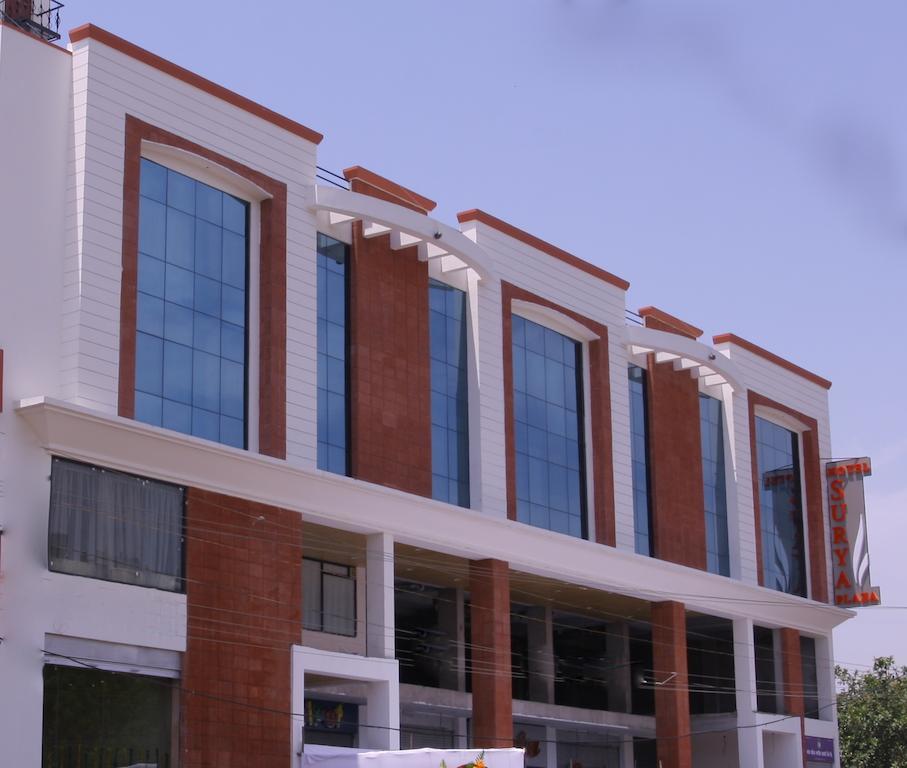 Hotel Surya Plaza Kota  Exteriér fotografie