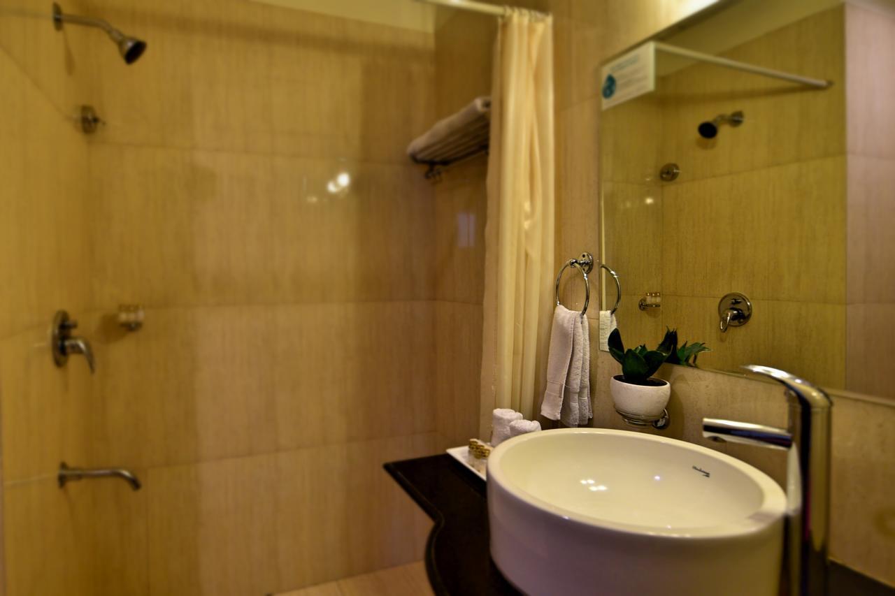 Hotel Surya Plaza Kota  Exteriér fotografie